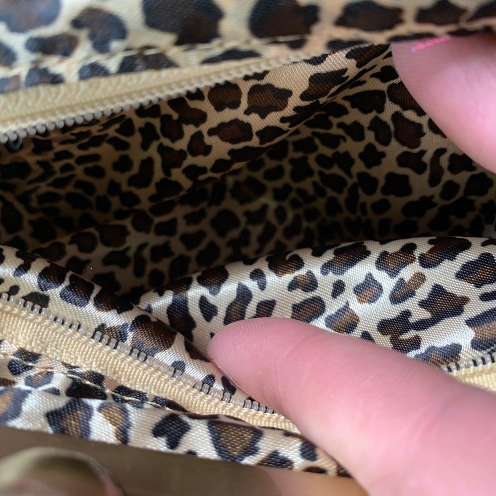 Pink Clutch w/Leopard Interior by Tatyana - Picture 5 of 5